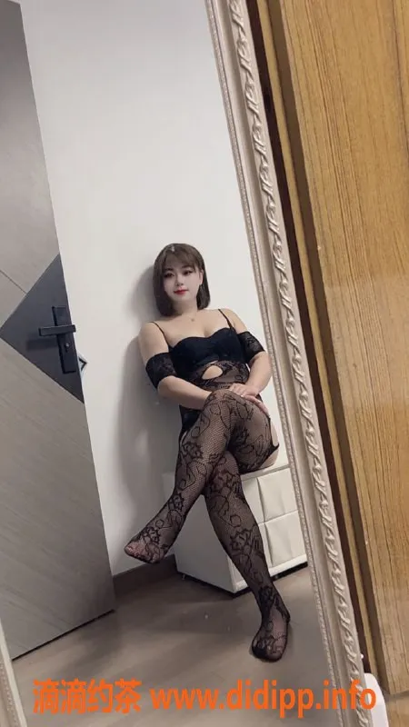 上海楼凤-徐汇夏云汐，24岁168高身材极品，课程500起