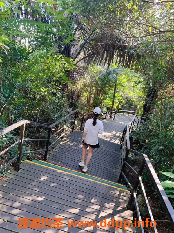 北京楼凤资源信息,朝阳双井糖糖，天然F大，800起步