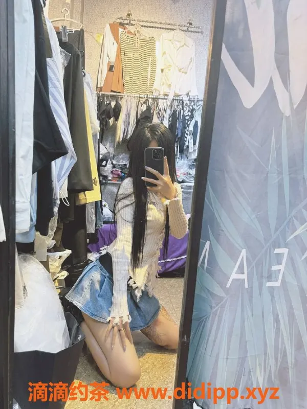 太原楼凤-太原悦悦，22岁，身高166，700元起服务畅享