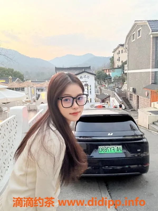 杭州楼凤-上城小团团，900元嫩妹服务等你来体验！