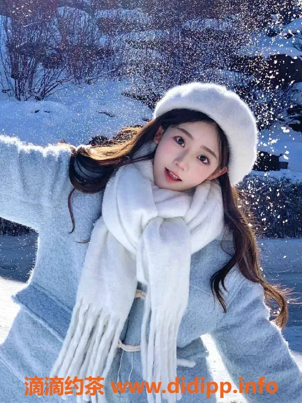 杭州楼凤-余杭可可，168CM嫩妹，真实大胸36C，788P起