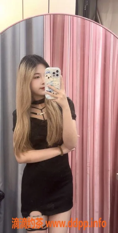 杭州楼凤资源信息,上城嫩妹小伊，舌吻69互舔体验，课费1000/P