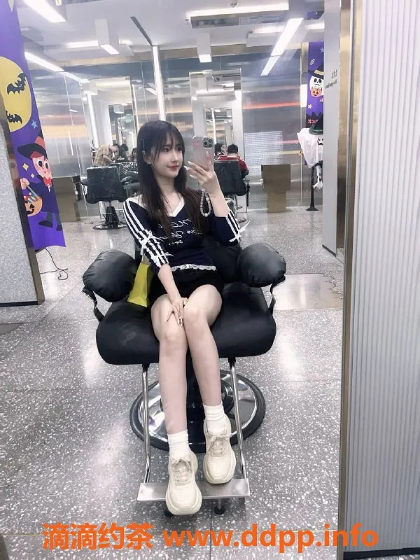 杭州楼凤资源信息,上城嫩妹苏晗，69互舔，900元起！