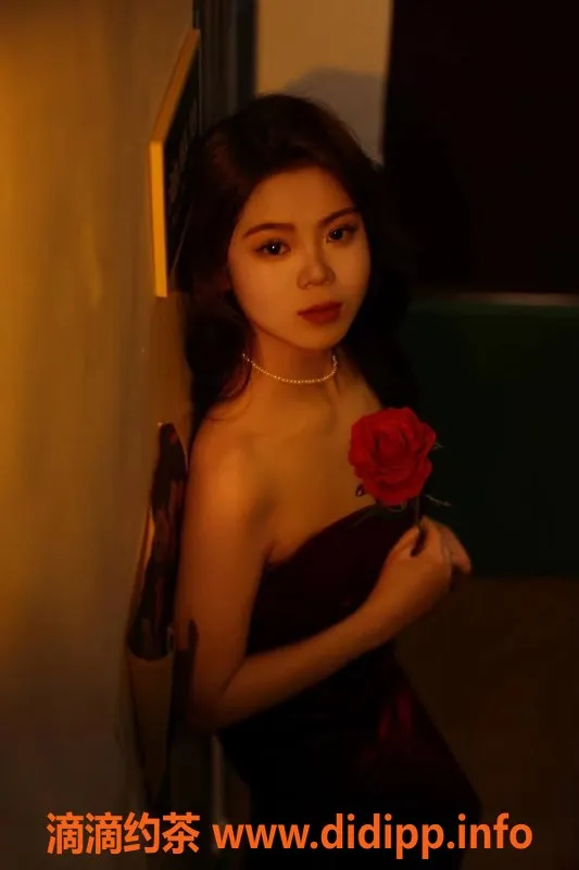 杭州楼凤-西湖嫩妹桉桉，800起价，陪浴服务