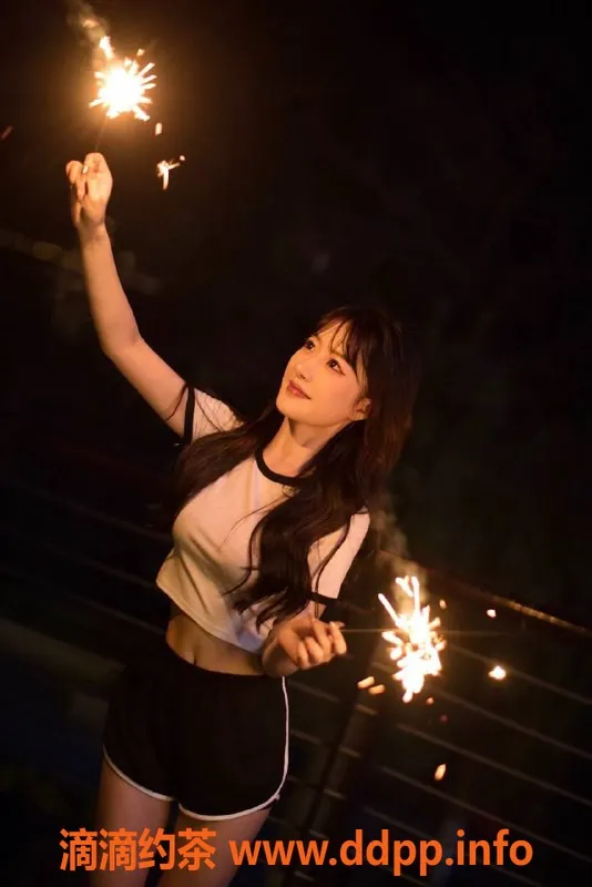 杭州楼凤资源信息,拱墅苏苏，巨乳美女12P仅需800元