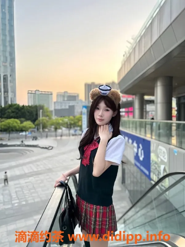 东莞楼凤资源信息,东城薇薇，PP仅需1200，欢迎体验！