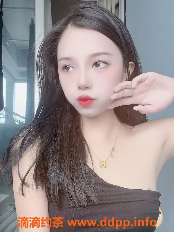 深圳楼凤-宝安御姐可文，轻松享受1500元私密服务