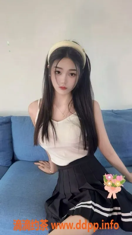 广州楼凤-天河嫩妹橙子，双飞大胸体验，只需10P