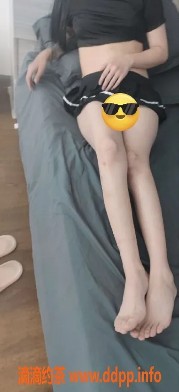 成都楼凤-成华区19岁嫩妹，深喉技艺超赞！