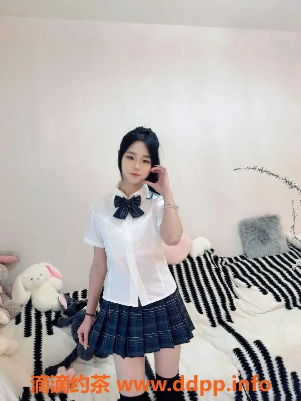 成都楼凤-武侯区小可，165cm嫩妹，6P超值体验！