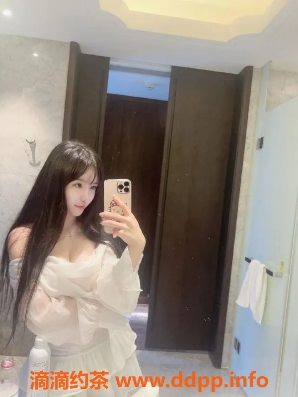 深圳楼凤-龙岗卡卡，24岁，162cm，34C，茶水费500
