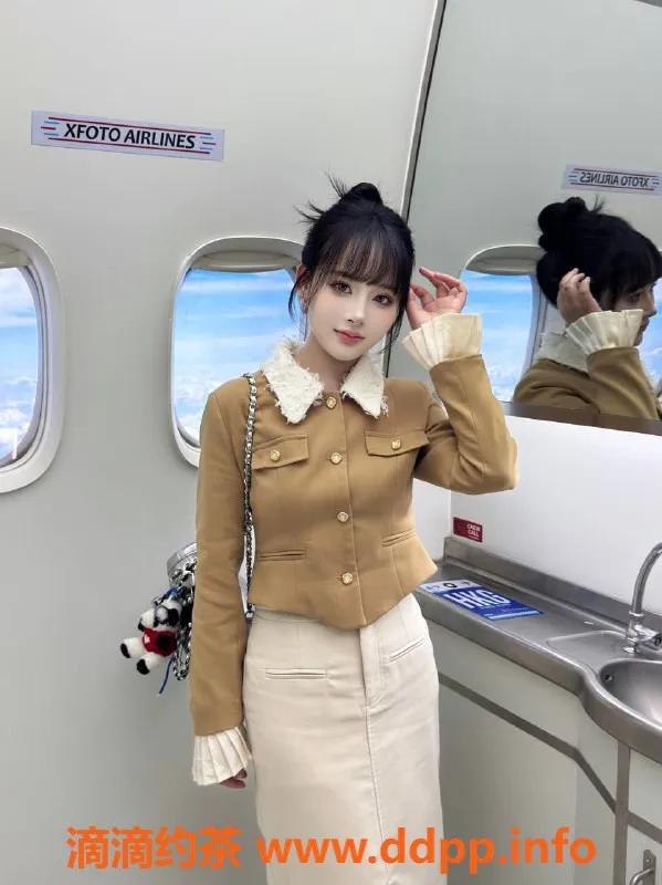 长沙楼凤资源信息,雨花区李小萌，160cm/44kg，23岁，价格亲民