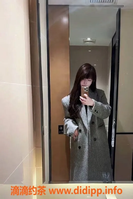 杭州楼凤-上城嫩妹婉瑜，800元起，69互舔服务