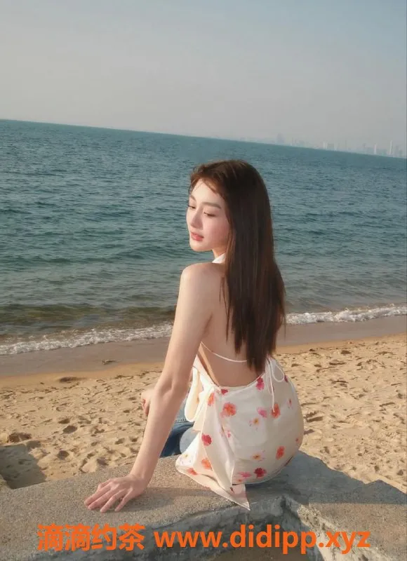 杭州上门服务-滨江艺名E杯美女，171cm/46kg激情服务