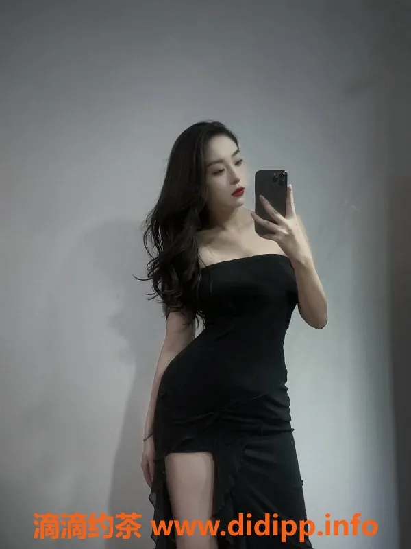 广州楼凤-天河婷婷 瘦小可爱 1700元课程服务