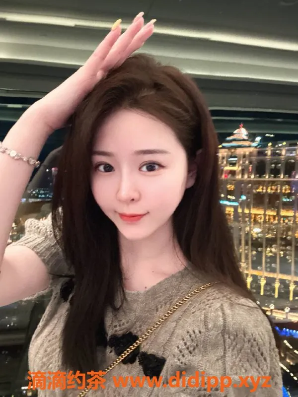 上海楼凤-浦东兔宝，168cm C杯，25岁，专享激情服务！