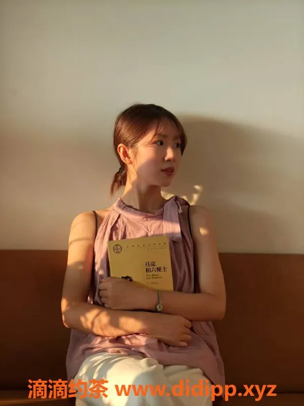 杭州楼凤-160cm清纯美女，热情服务，700元45分钟