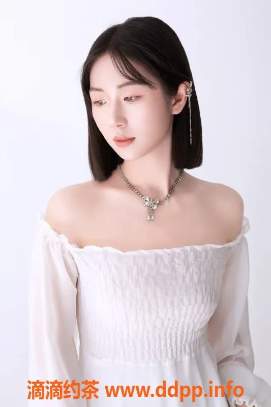 杭州楼凤资源信息,160cm清纯美女，热情服务，700元45分钟