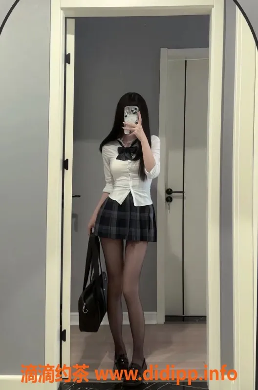 成都楼凤资源信息,高新区嫩妹小可，166cm大长腿，6p服务