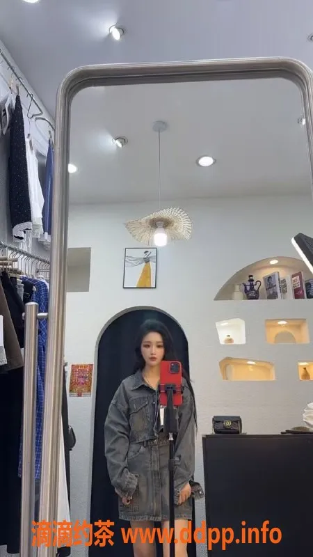 厦门楼凤-集美莲花国际服装店老板娘兼职，颜值高服务好