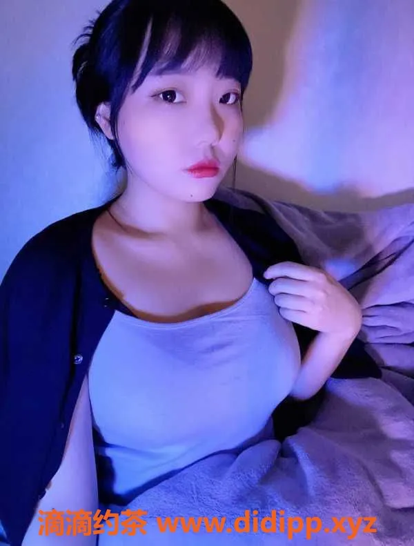 深圳楼凤-罗湖佳佳23岁，161cm水多穴紧热情服务