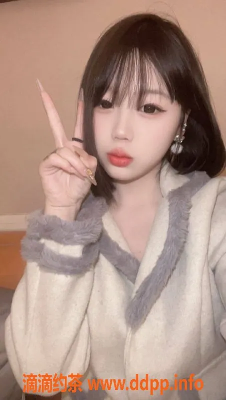 广州楼凤-天河莉娜，700起，蛇吻服务，等你来体验！