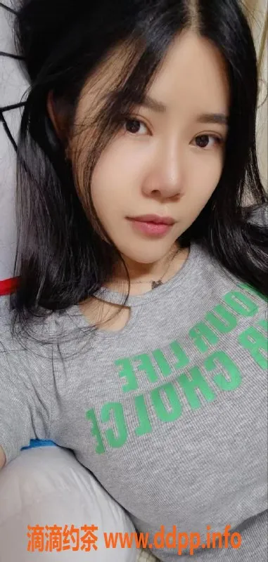 广州楼凤-番禺小狐狸，夜课舌吻服务等你来体验