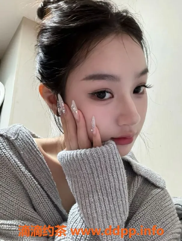 广州楼凤-天河御姐夏冰儿，鸳鸯浴体验13P