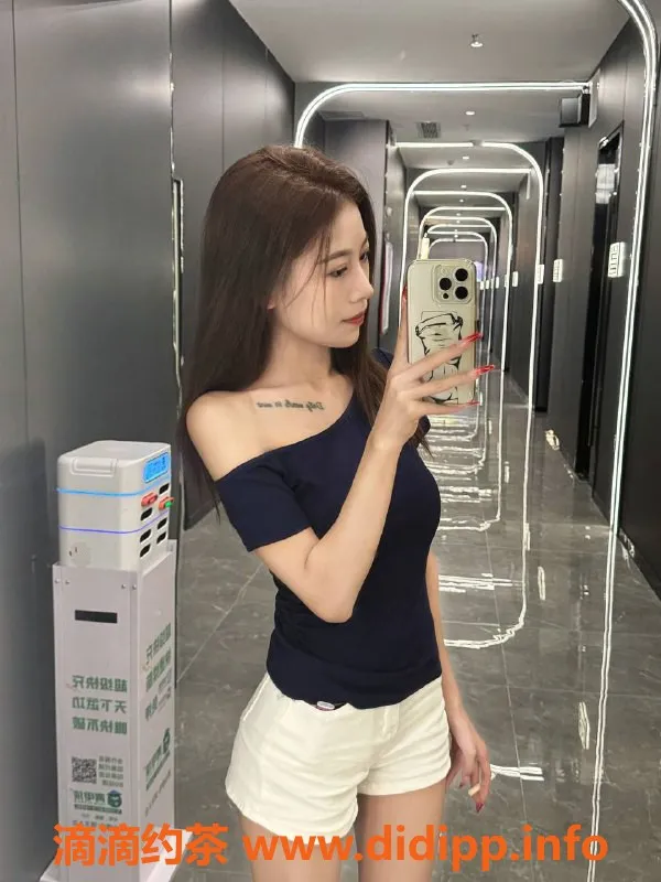 武汉楼凤-三环内视频认证艺人木木，值得一试！