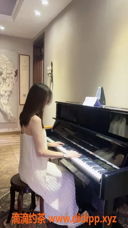 厦门楼凤-湖里莎莎，包夜双飞超值体验！