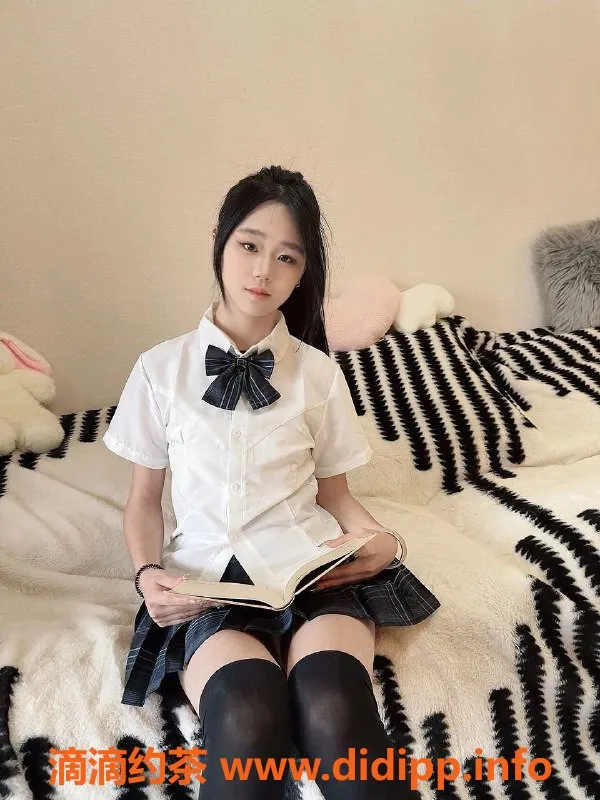 成都楼凤资源信息,武侯区嫩妹小可，165cm排骨精，超值车费6P