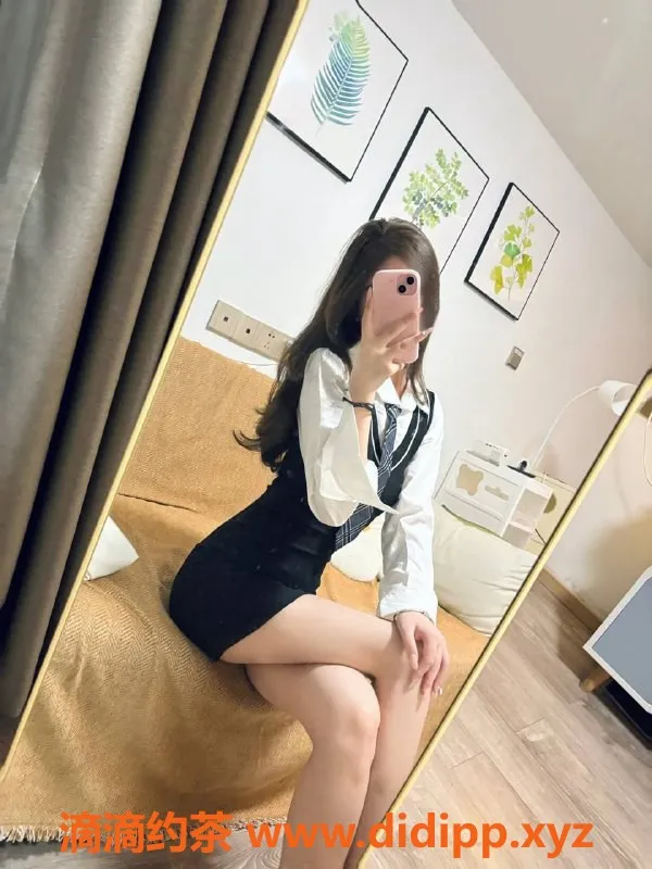 重庆楼凤-米宝，身材凹凸有致，蜜糖般的服务