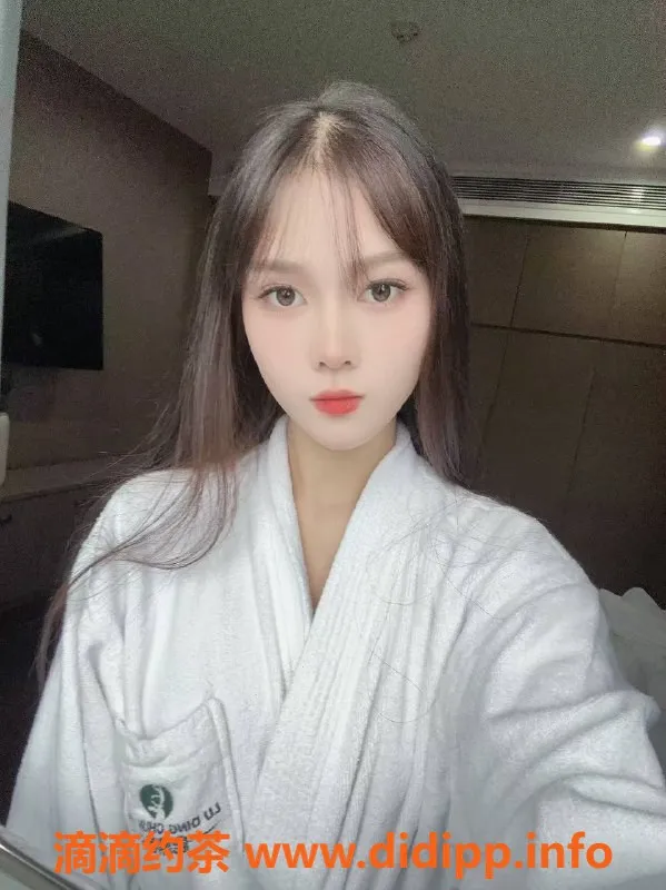 宁波楼凤资源信息,新人女神，22岁，165cm，热情服务仅1000元起