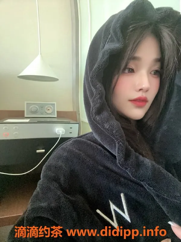 杭州楼凤-九堡台湾星星，巨乳嫩妹等你来约