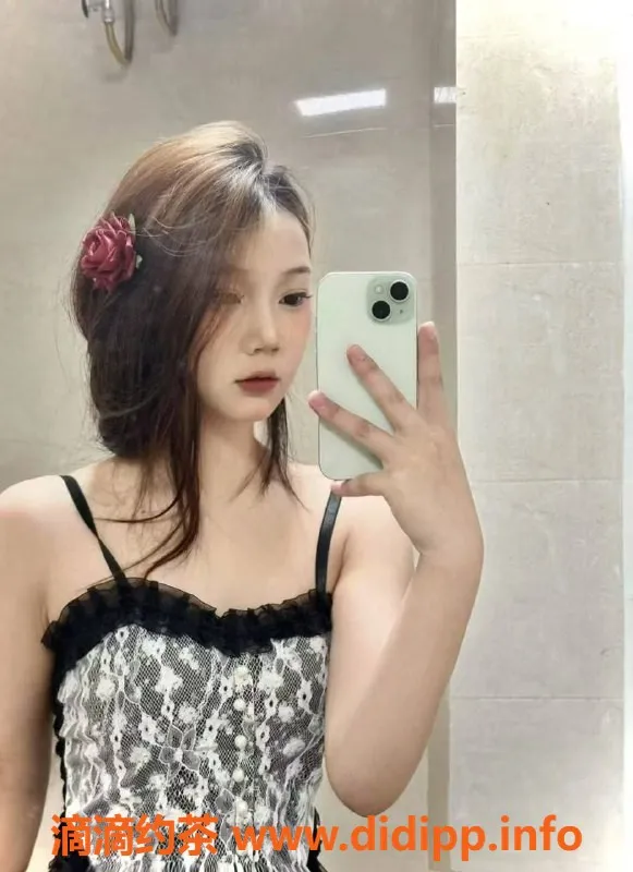 武汉楼凤-洪山小珂珂，高颜值6P仅需10PP