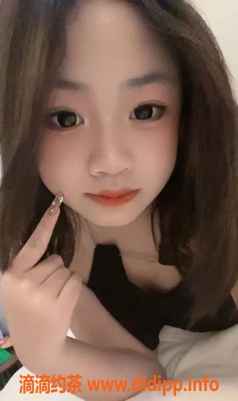 成都楼凤资源信息,锦江区16岁嫩妹秋秋，身高160，600元50分钟