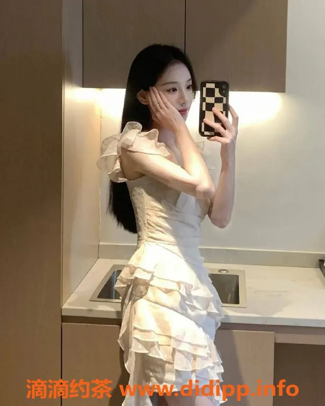 东莞楼凤资源信息,长安小敏，1200元优质服务，限量体验