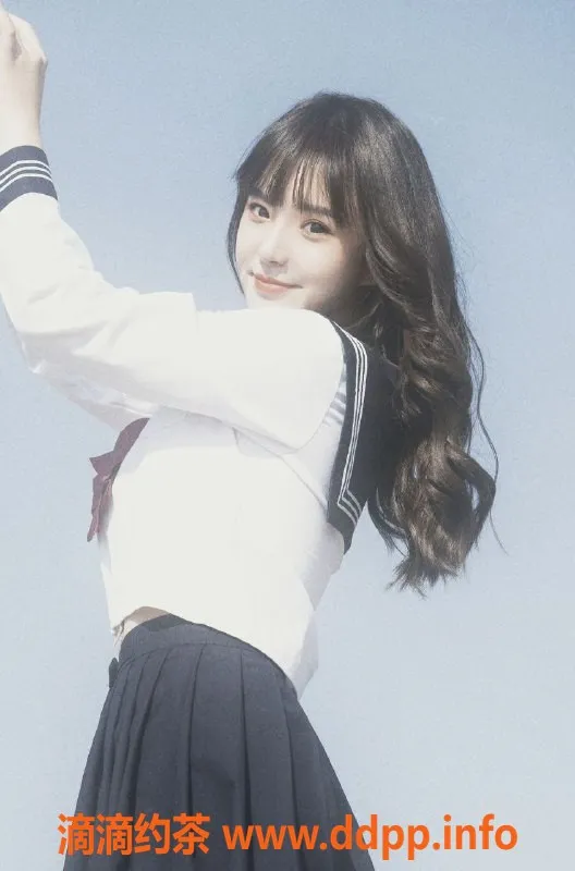 广州楼凤-天河嫩妹小包子，大胸鸳鸯浴体验