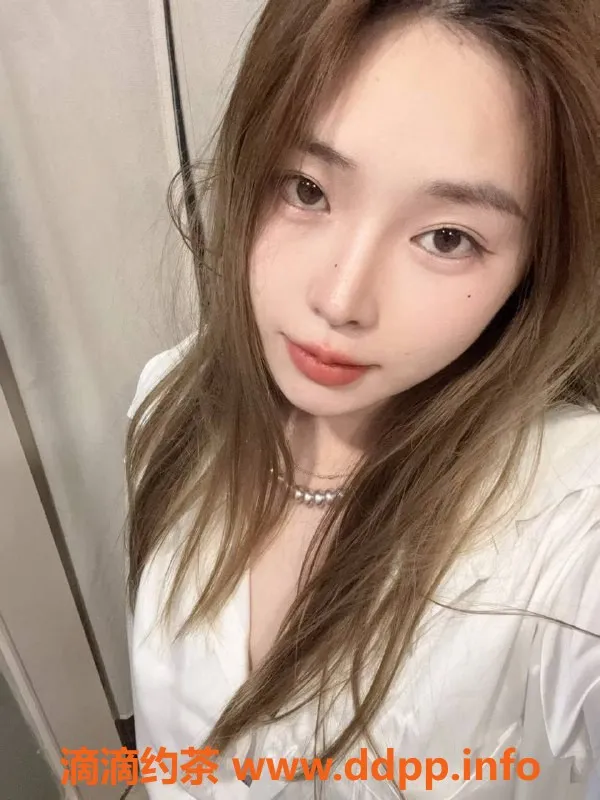 广州楼凤资源信息,广州天河小不点，800元起，尽享蛇吻服务