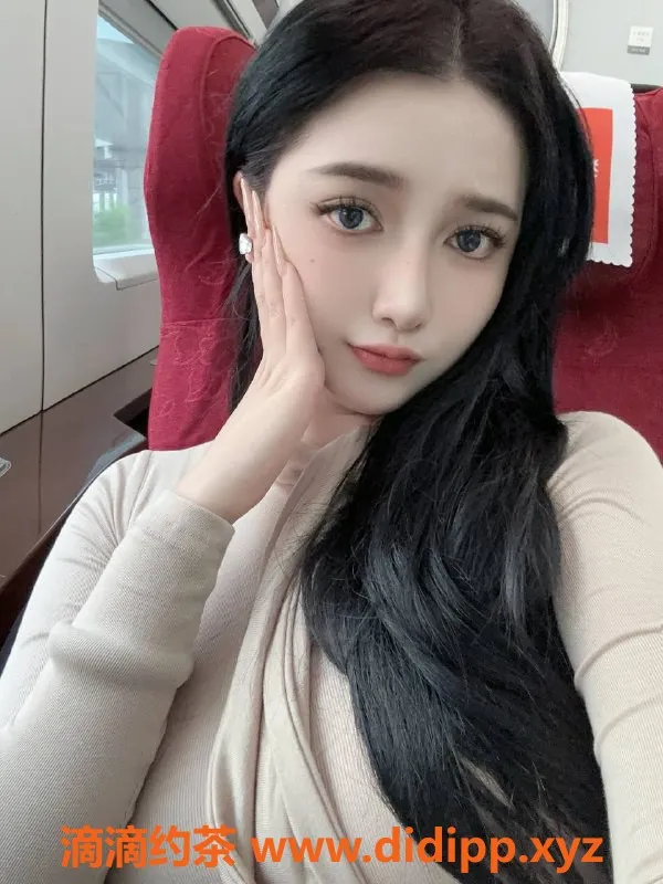 杭州楼凤-上城小肥羊：微胖嫩妹，舌吻优惠1000/P