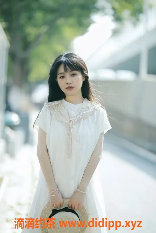 重庆抓龙筋资源信息,重庆依依26岁，160cm C罩杯泰式抓龙筋