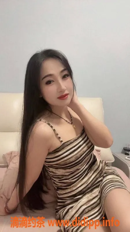 广州楼凤-广州天河芳芳，168cm 50kg 25岁，600P茶水价