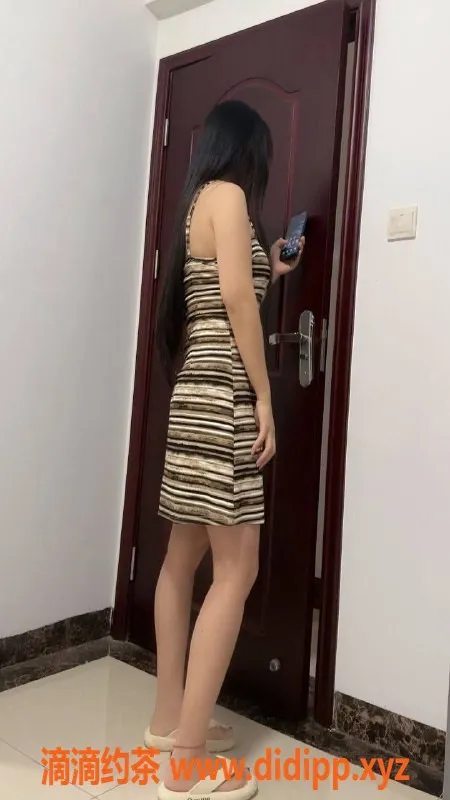 广州楼凤-广州天河芳芳，168cm 50kg 25岁，600P茶水价