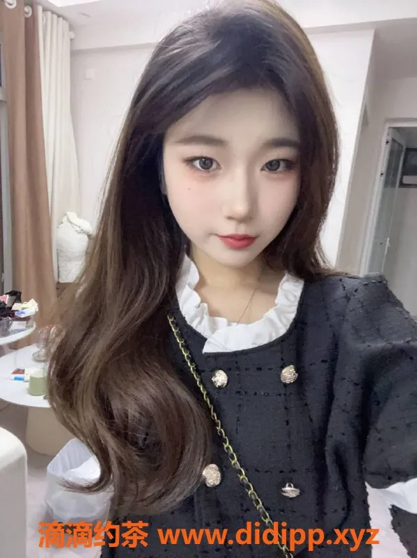 重庆楼凤资源信息,渝北璐璐，18岁小巧嫩妹，服务亲和