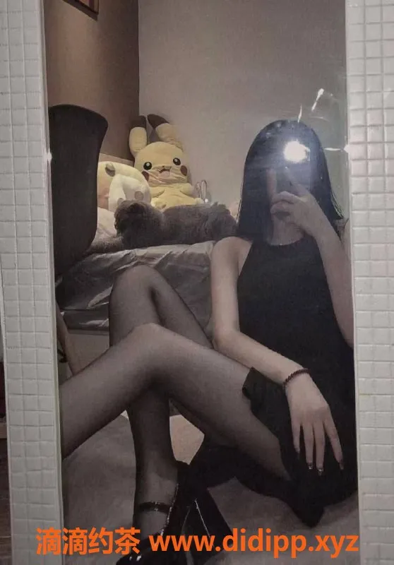 成都楼凤-武侯区顾兮，8p敏感御姐车，超值优惠！