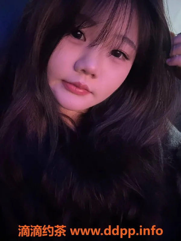 广州楼凤-天河嫩妹奶盖，6P夜课，大胸舌吻超赞！