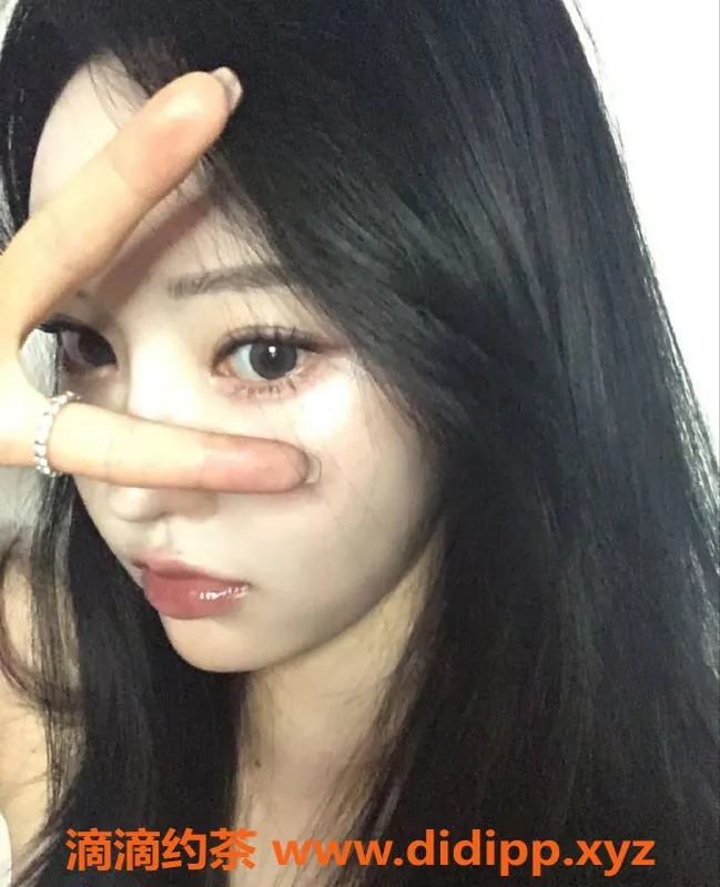 杭州上门服务-新加坡D杯小姐，20岁162cm，激情服务，让你欲罢不能！