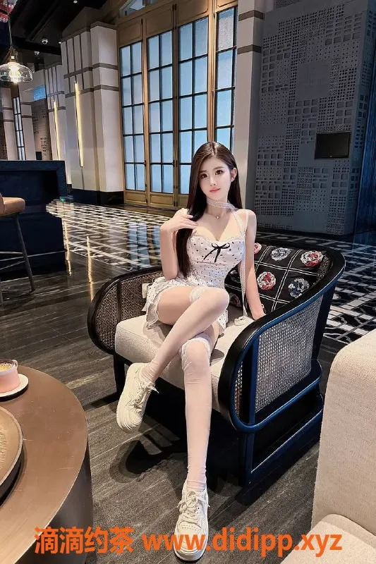 成都楼凤-成都御姐子衿，165CM C罩杯，超值服务！