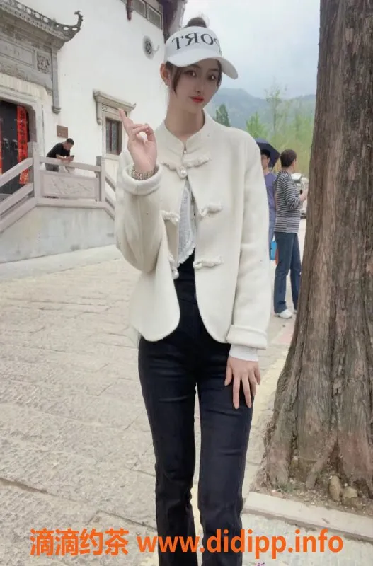 广州楼凤-天河御姐清月，课费900/1600，超值体验！