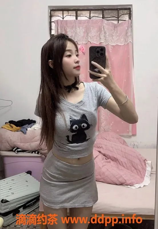 深圳上门服务-龙华草莓，165cm性感美女，价格实惠